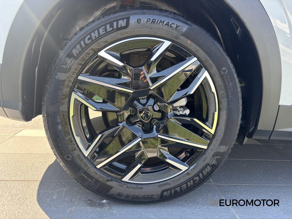 Peugeot 3008 1.2 Hybrid Allure e-DCS6