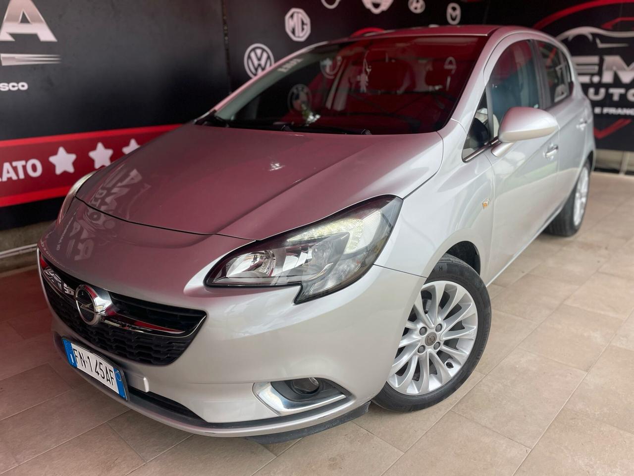 Opel Corsa 1.2 5 porte Innovation