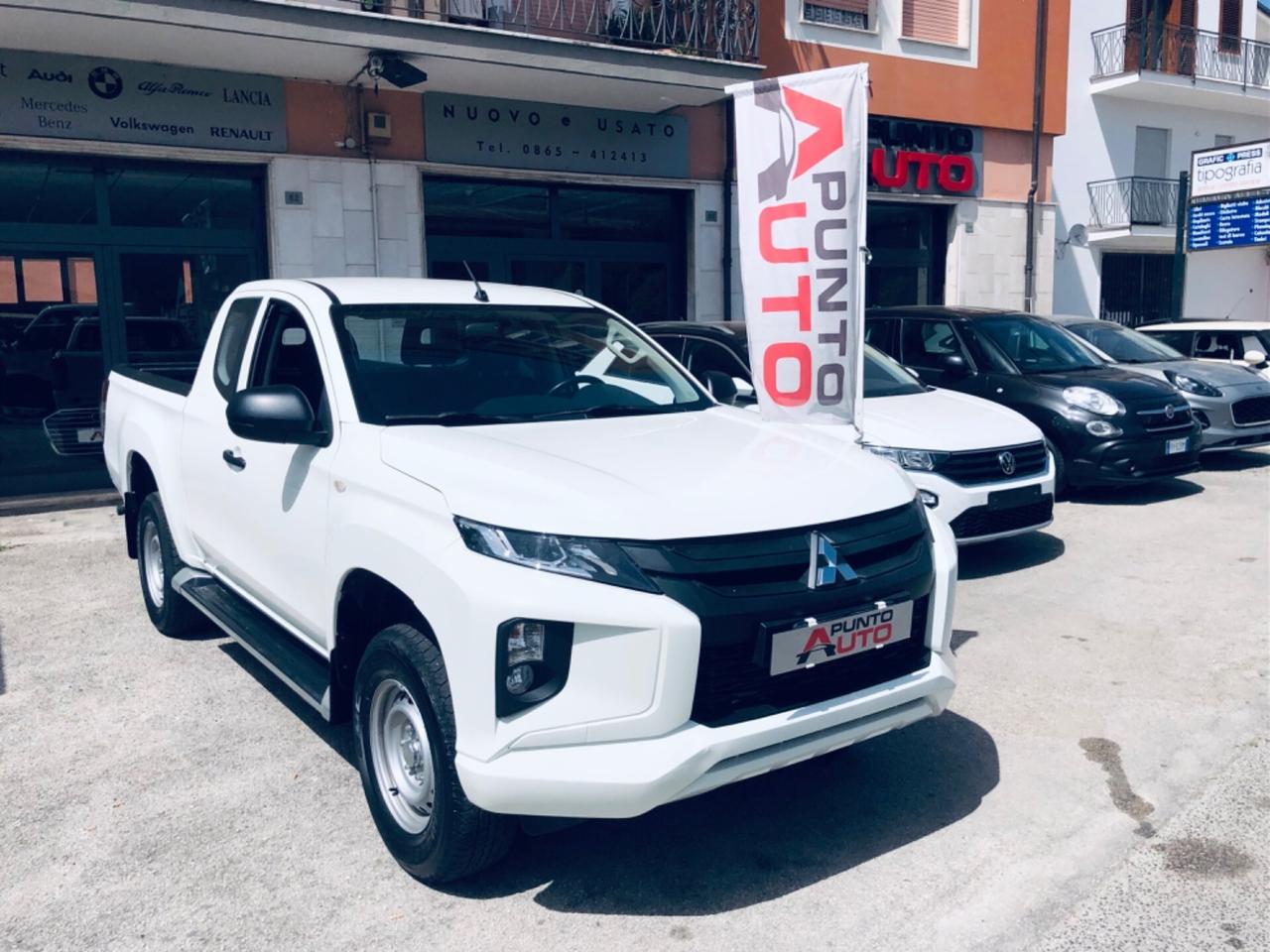 Mitsubishi L200 2.3 PICKUP CABINA ESTESA 4X4