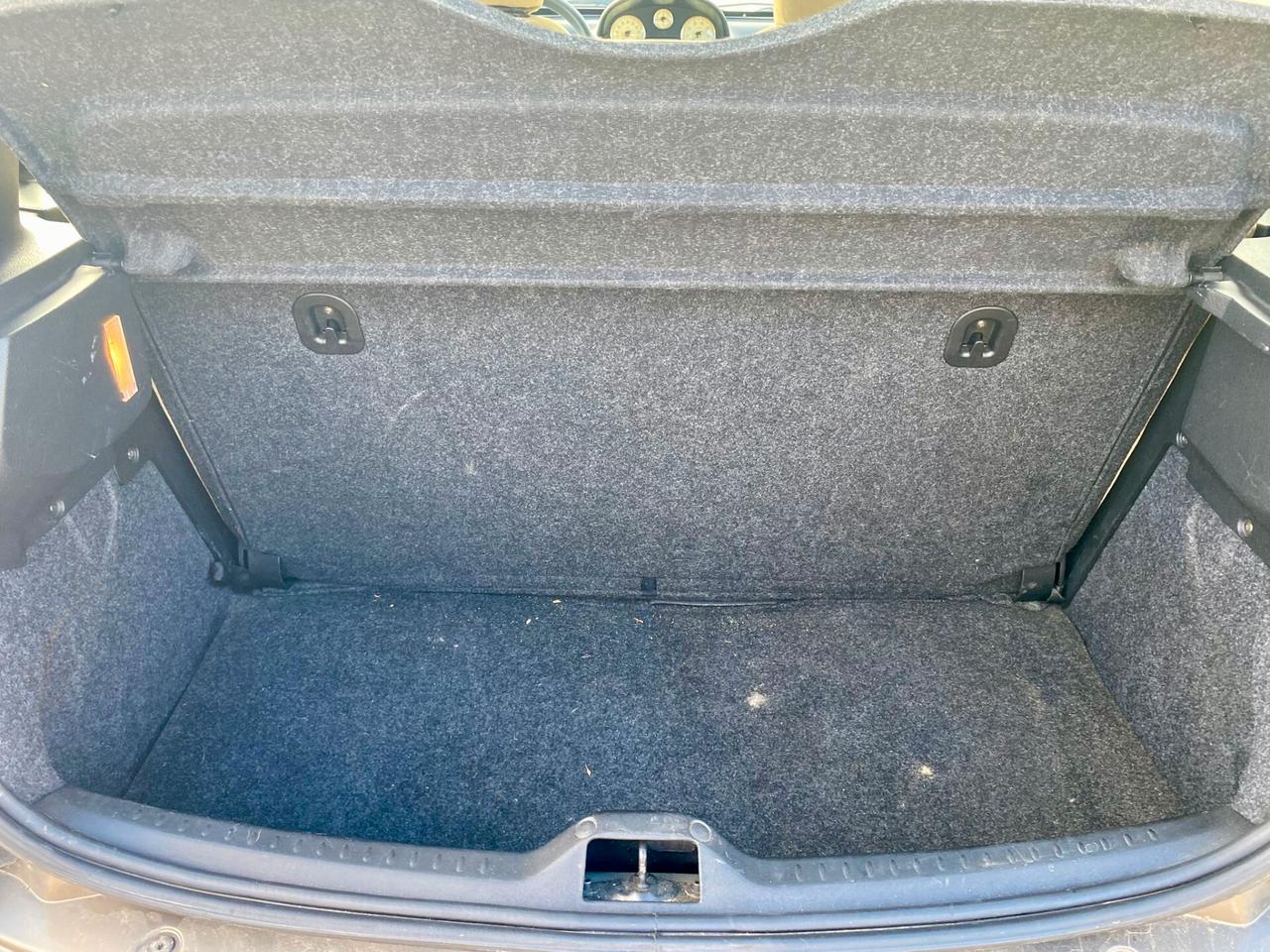 Lancia Ypsilon 1.2 Argento