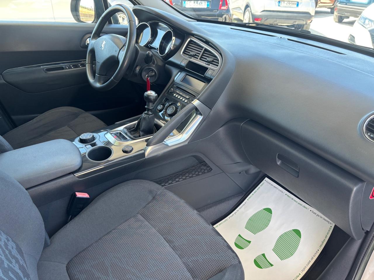 Peugeot 3008 1.6 HDi 112CV Allure