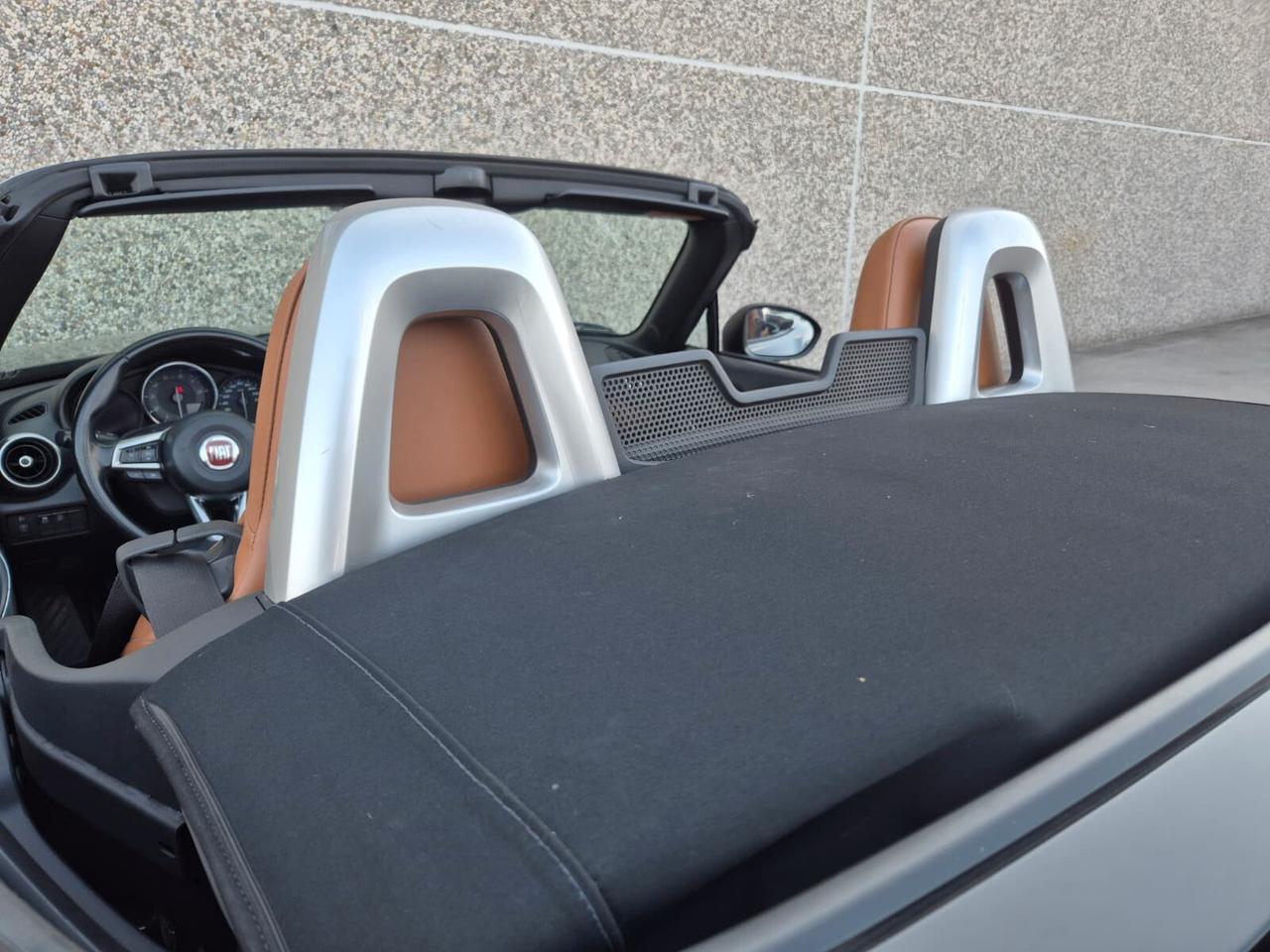 Fiat 124 Spider