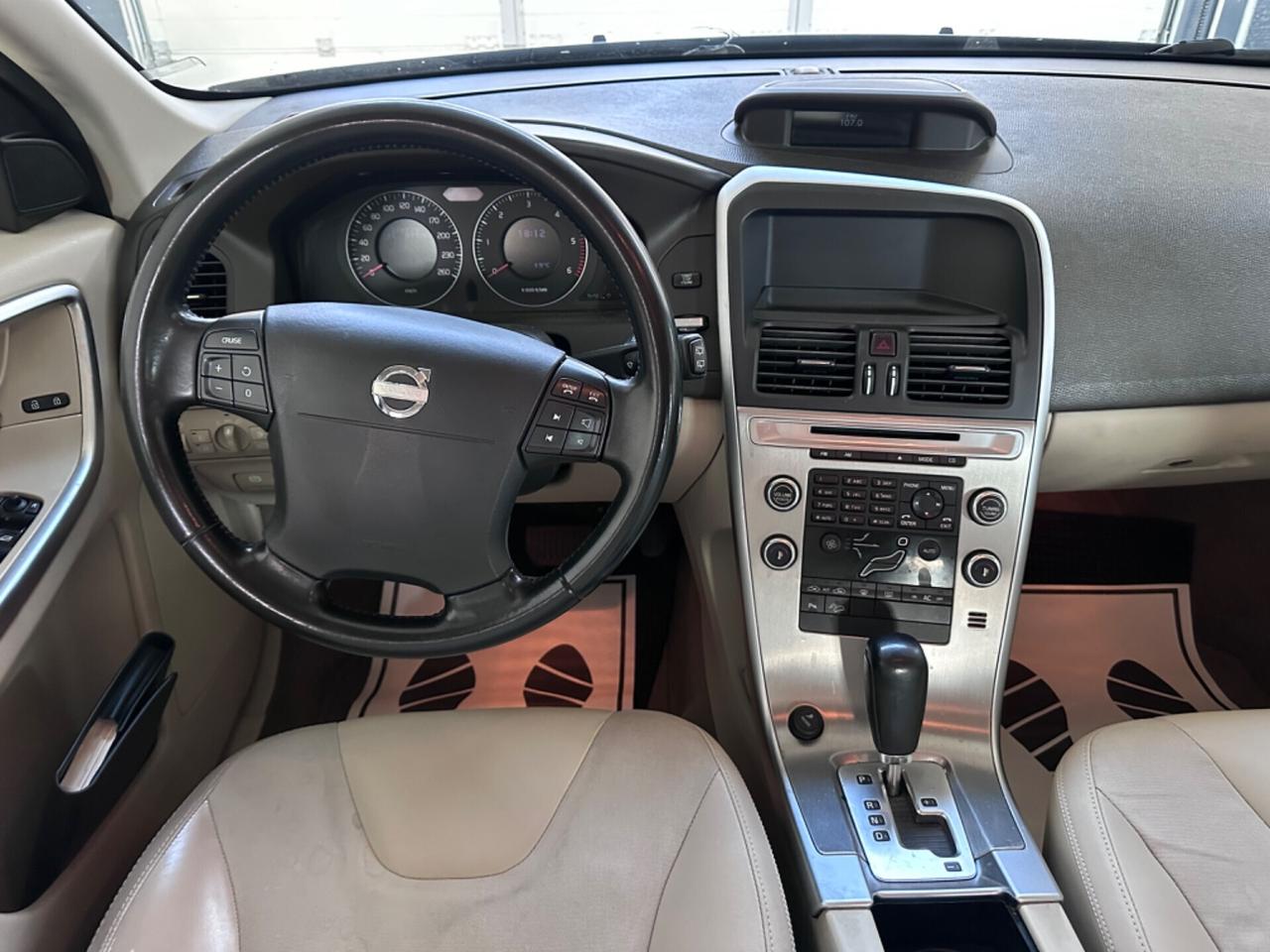 Volvo XC 60 XC60 2.4 D Momentum