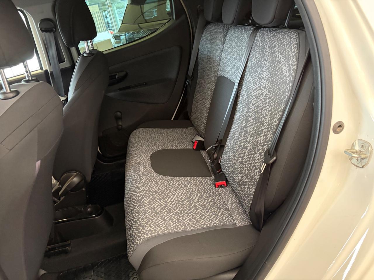 Lancia Ypsilon 1.0 FireFly 5 porte S&S Hybrid Ecochic Gold