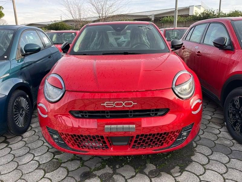 FIAT 600 600 Hybrid 110 CV DCT MHEV Serie Speciale Icon