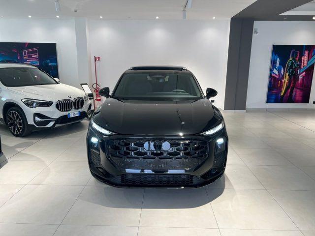 AUDI Q3 Sportback 40 TDI quattro S tronic Identity Black