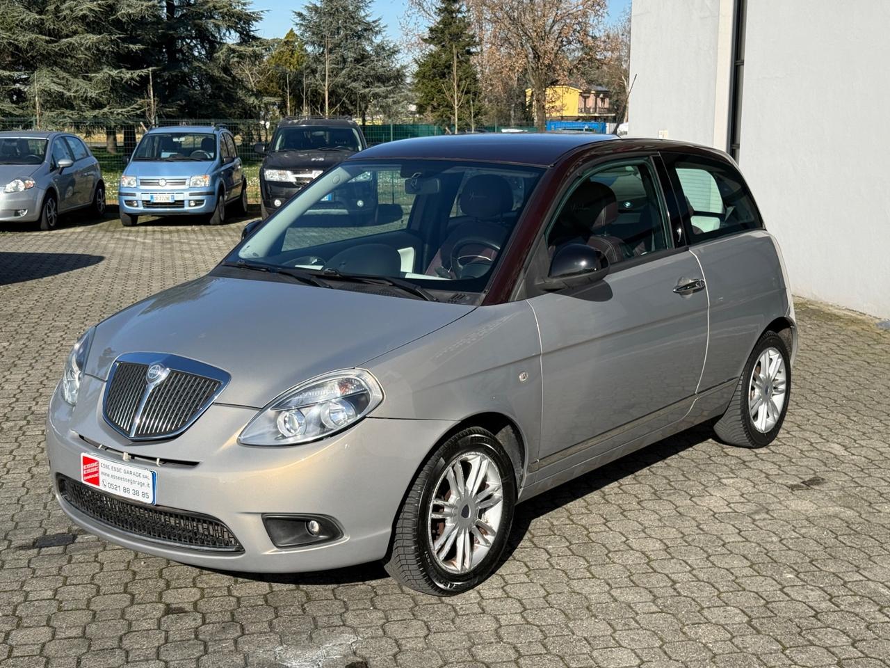 Lancia Ypsilon 1.2 69 CV Platino