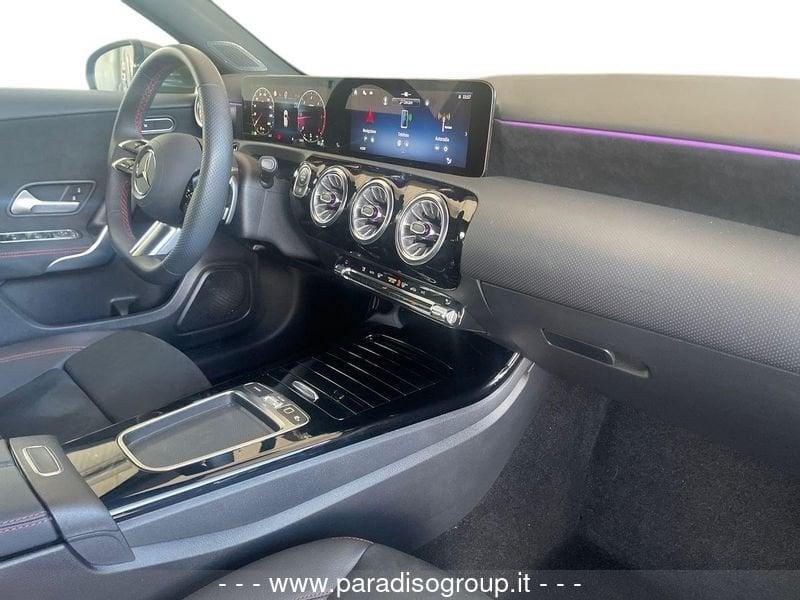 Mercedes-Benz Classe A - W177 2023 A 180 d AMG Line Advanced Plus auto