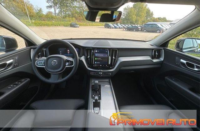 VOLVO XC60 B4 automatico Plus