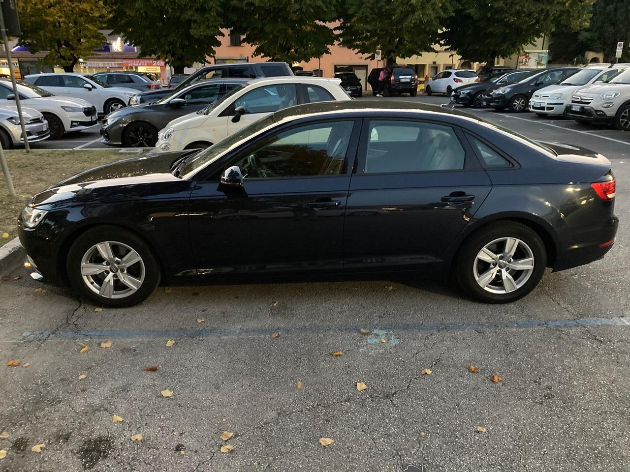 Audi A4 2.0 35 TDI Business #7324