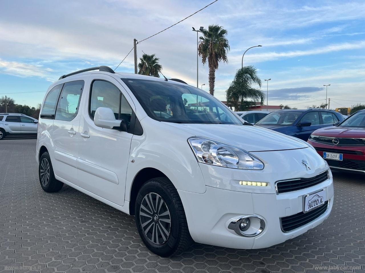 PEUGEOT Partner Tepee 1.6 e-HDi 92 Outdoor