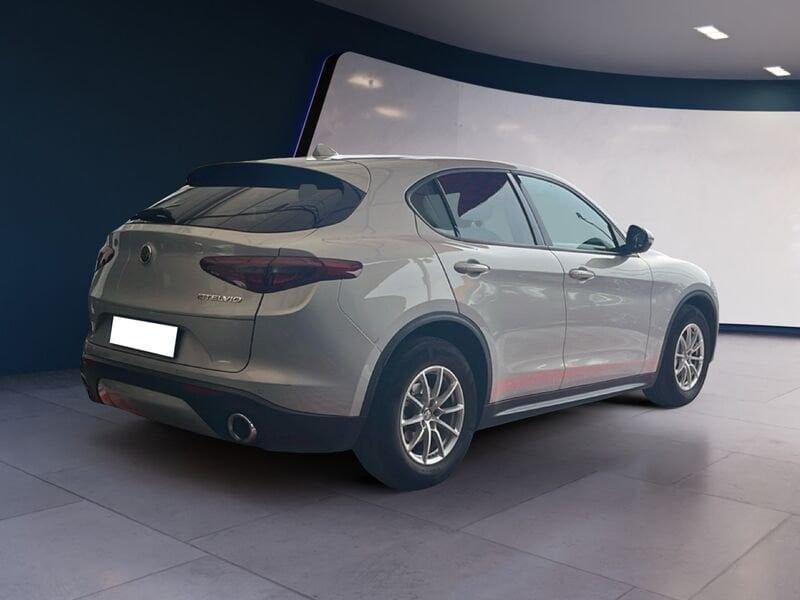 Alfa Romeo Stelvio 2.2 Turbo Diesel 160CV Business AT8 RWD