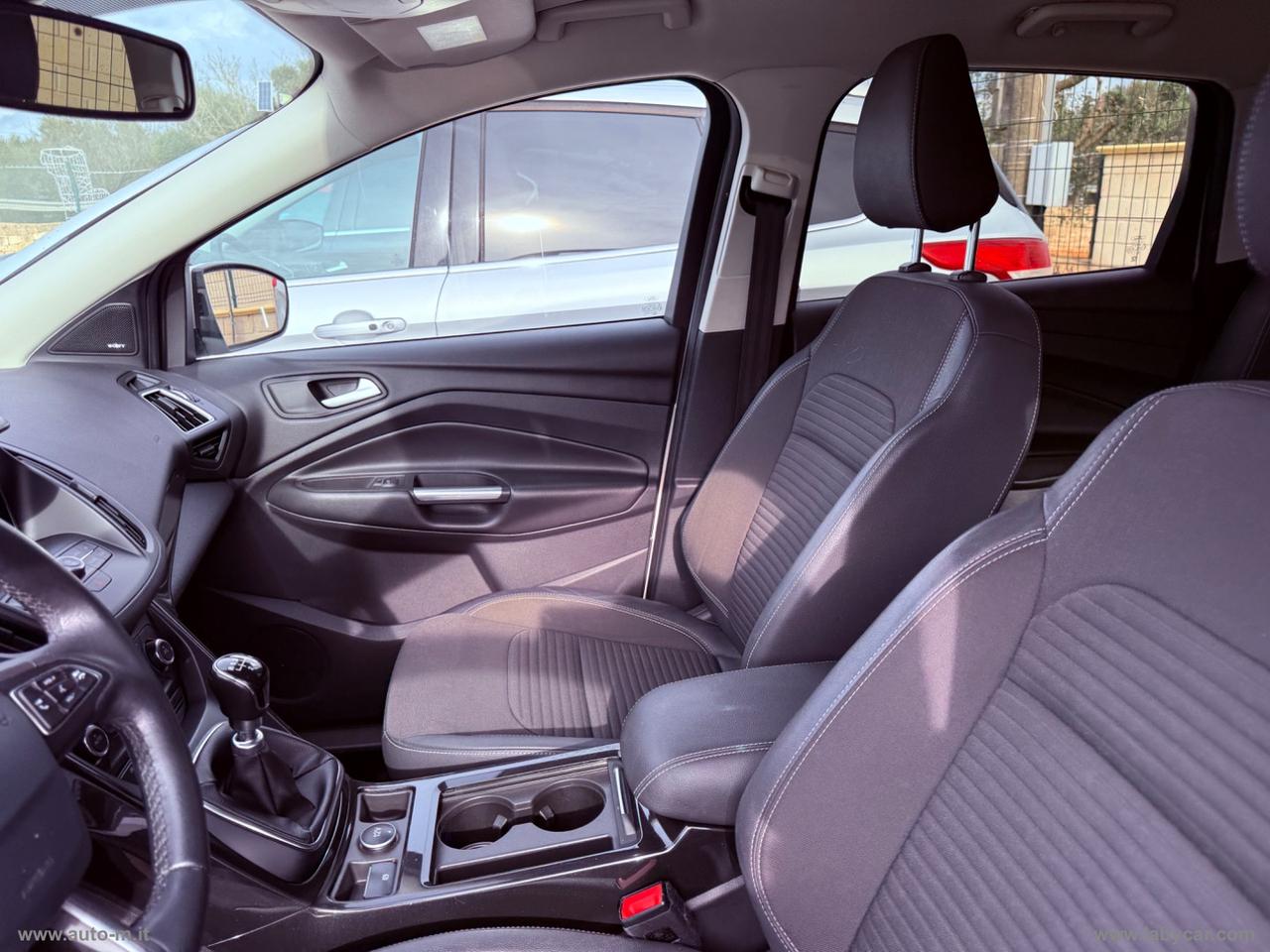 FORD Kuga 2.0 TDCI 150 CV S&S 2WD Titanium