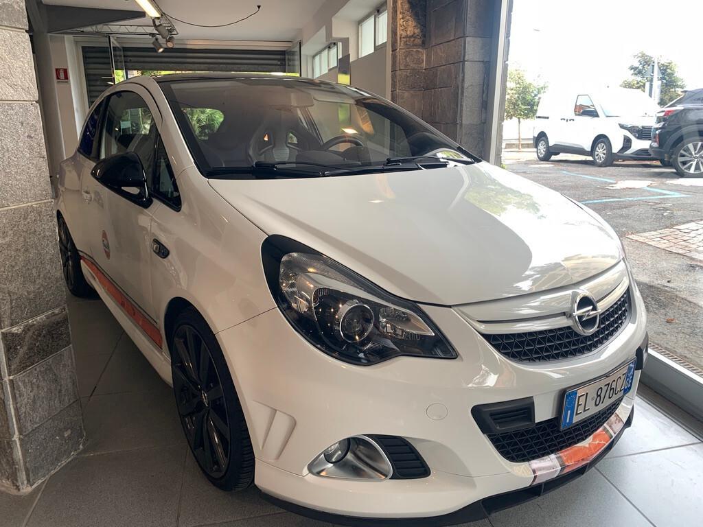 Opel Corsa 1.6 T 210CV 3 porte Nürburgring Edition OPC