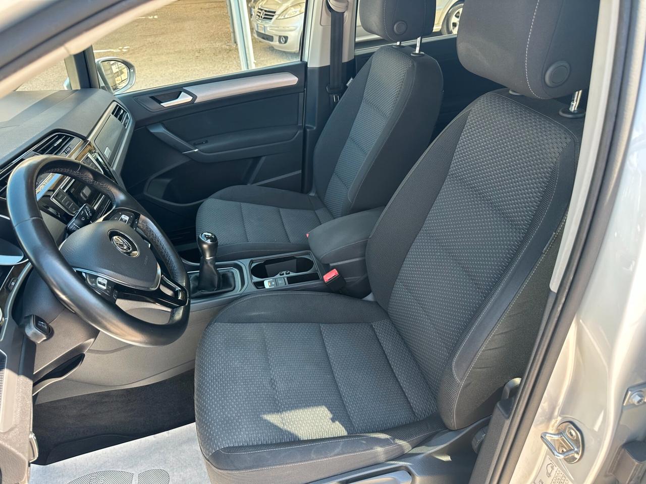 Volkswagen Touran 1.6 TDI Highline BlueMotion Technology