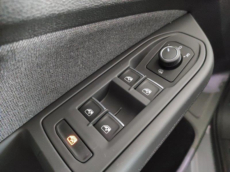 VOLKSWAGEN Golf 8ª serie - Golf Variant 1.0 eTSI EVO DSG Life