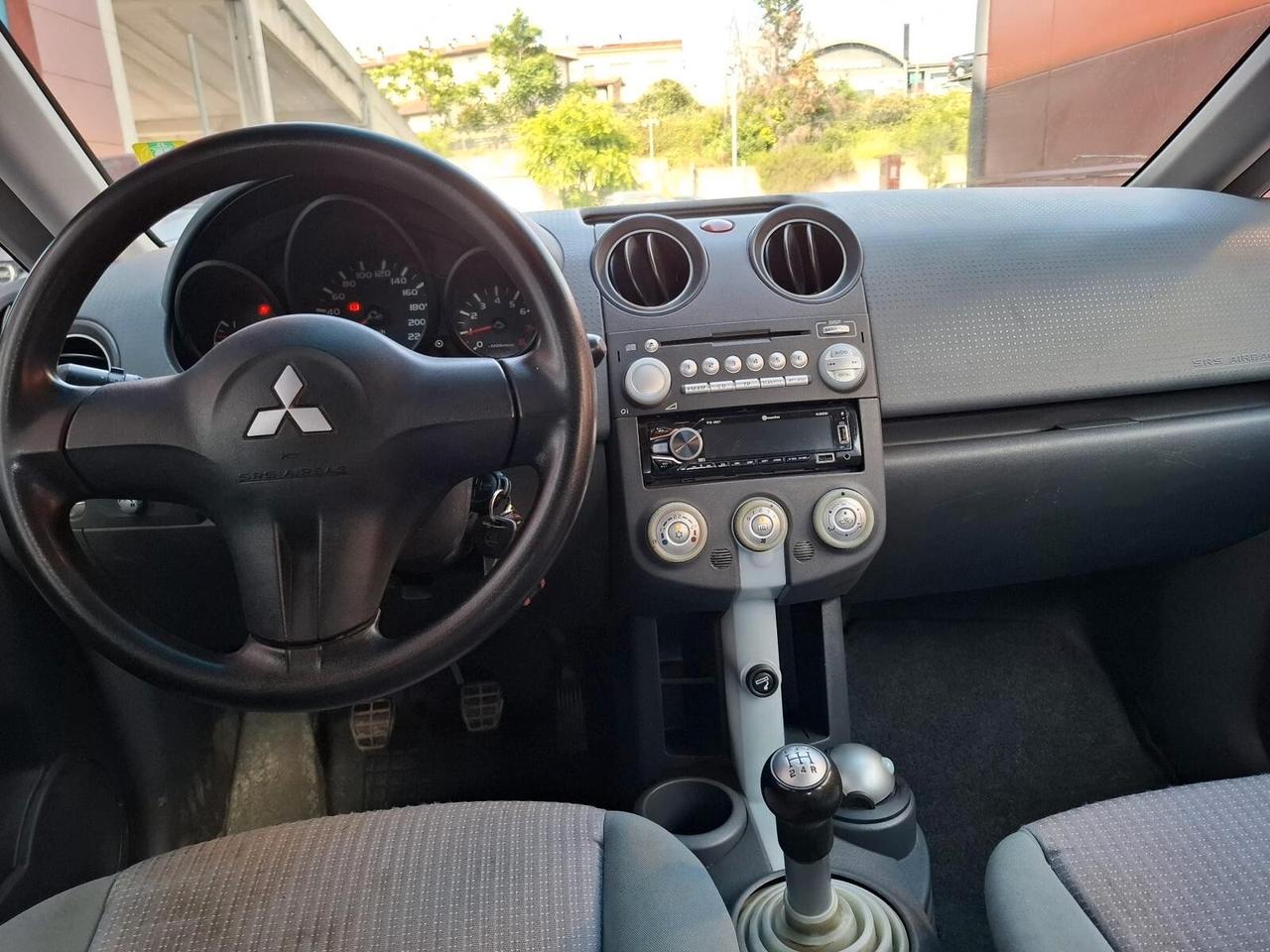 Mitsubishi Colt