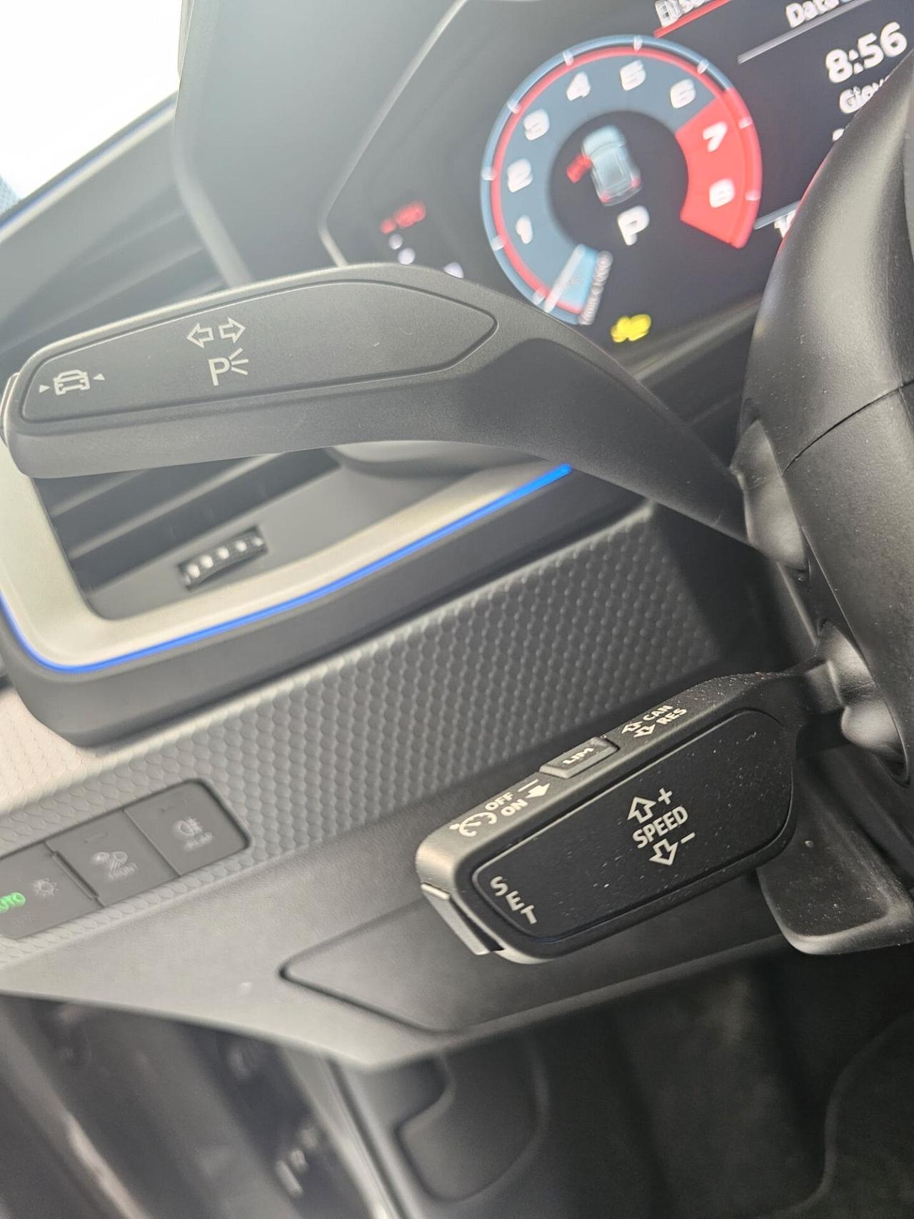 NUOVA AUDI A1 SPORTBACK S-LINE BLACK LINE 30 TFSI 116CV S-TRONIC - PACK LUCI.