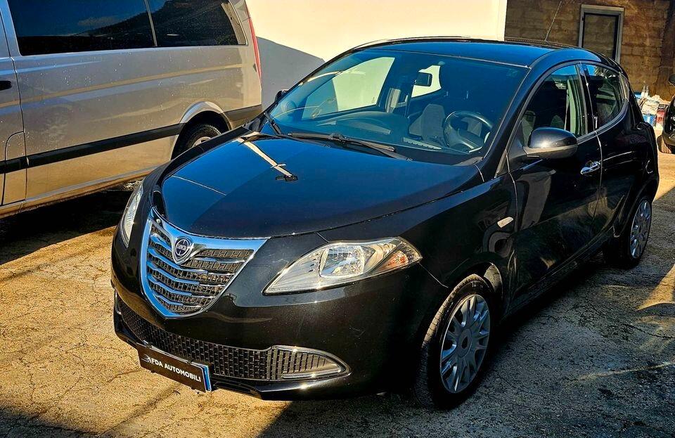 Lancia Ypsilon 1.3 MJT 16V 95 CV 5 porte S&S Gold