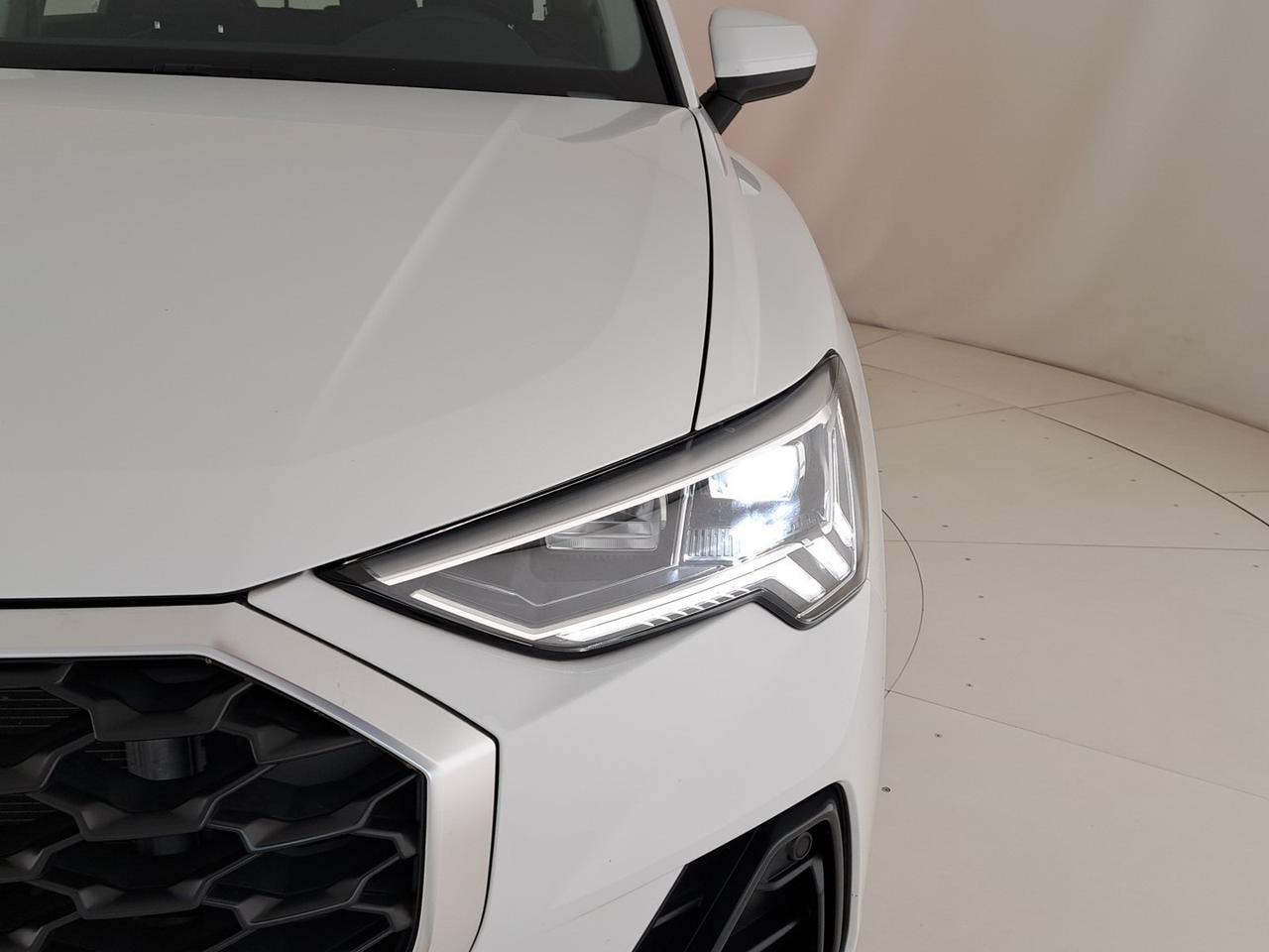 Audi Q3 sportback 45 1.4 tfsi e business plus s-tronic