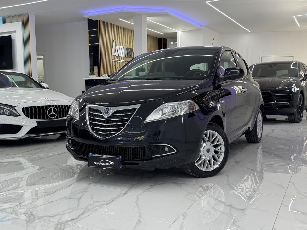 Lancia Ypsilon 1.2 GPL Ecochic Gold