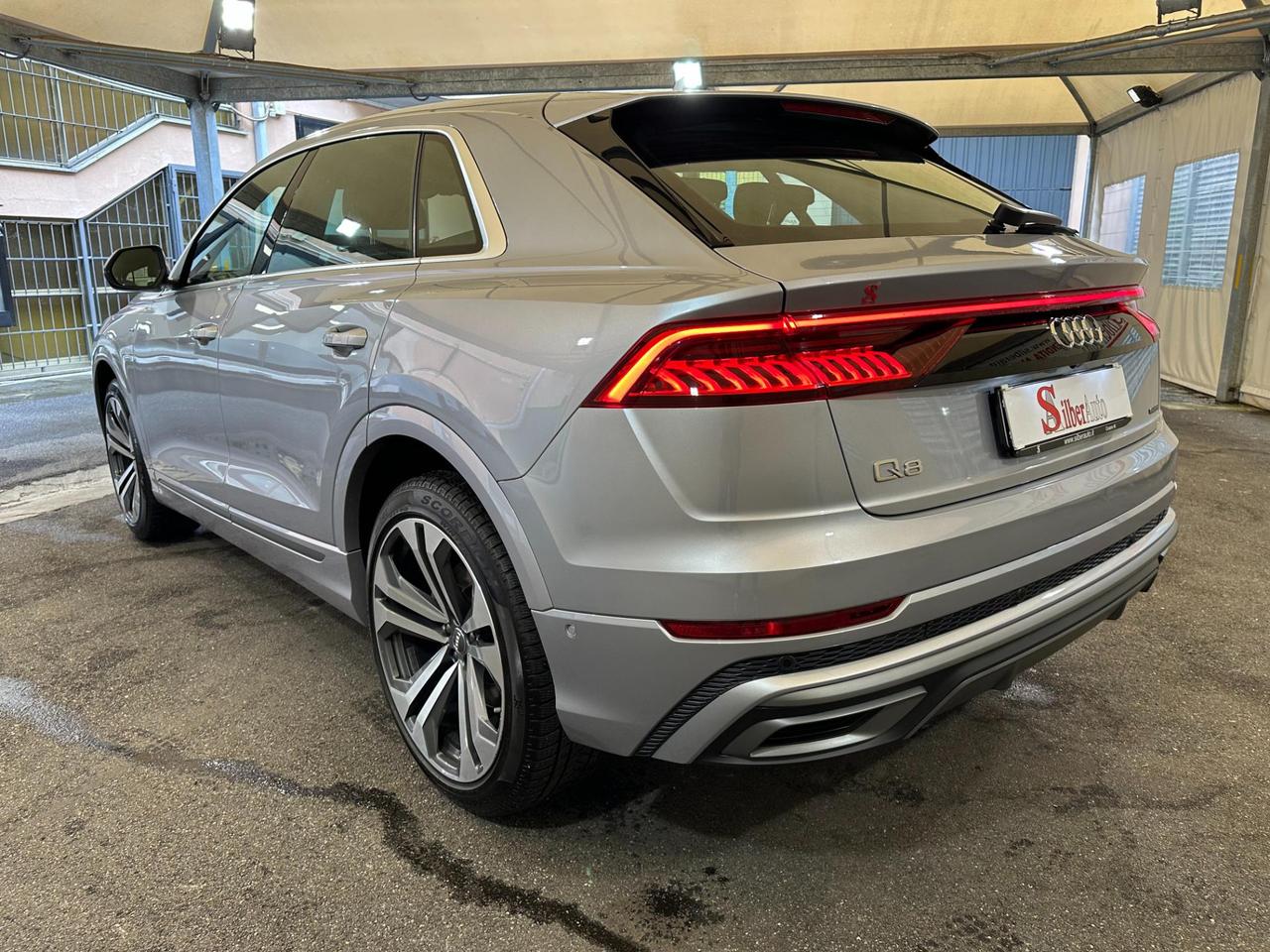 Audi Q8 55 3.0 TFSI MHEV Sport S-LINE Quattro Tiptronic"FARI MATRIX"
