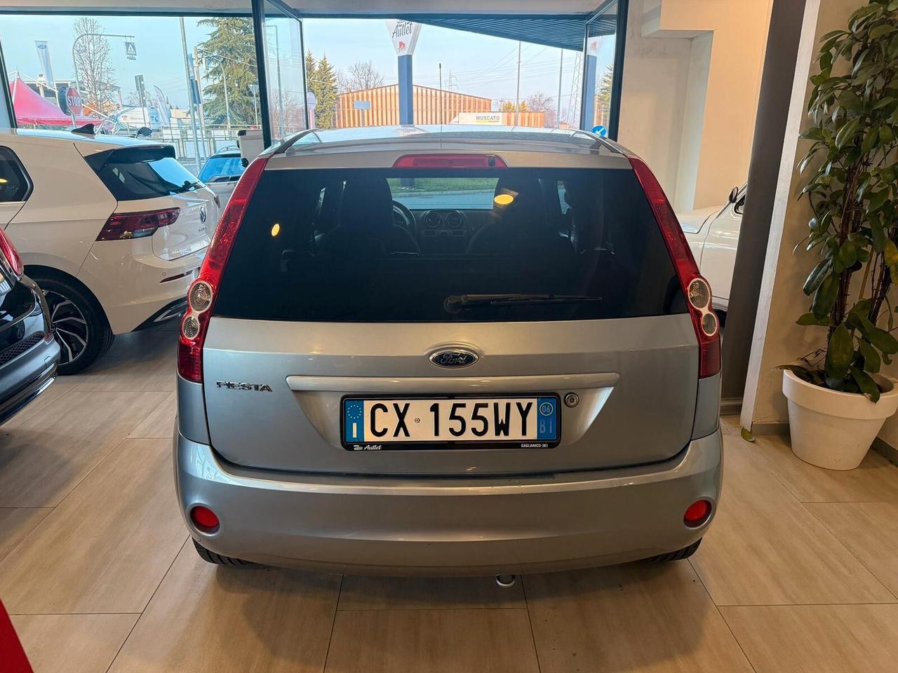 Ford Fiesta 1.4 automatica