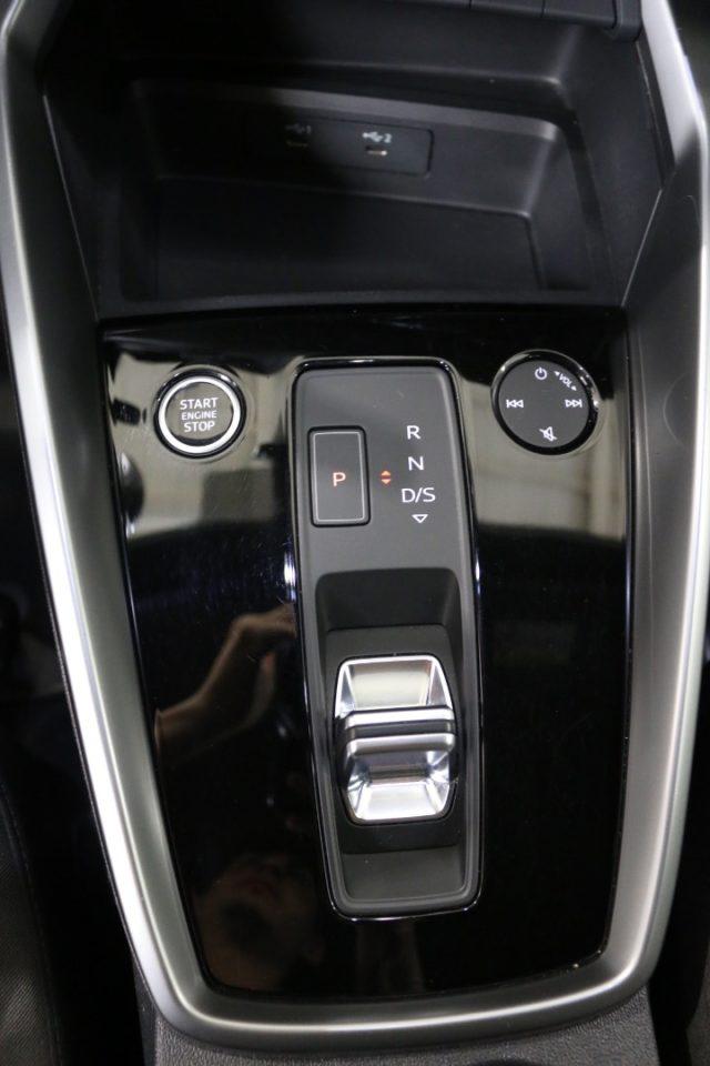 AUDI A3 SPB 30 g-tron S tronic Business Advanced