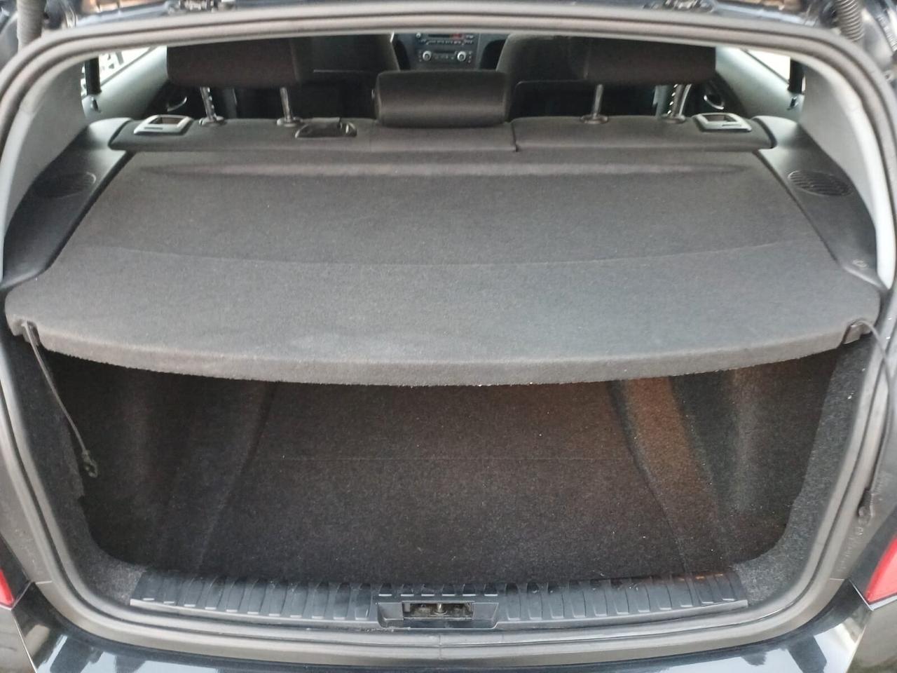 Bmw Serie 1 PERFETTA 2.0 116d - 2011