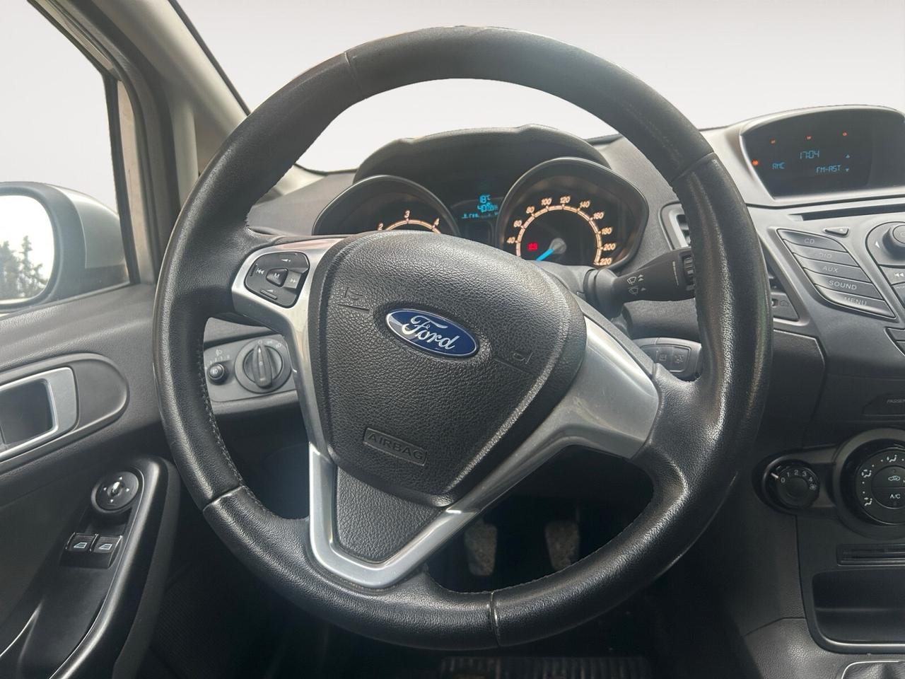 Ford Fiesta 1.5 TDCi 75CV 3 porte utilitaria neopatentati