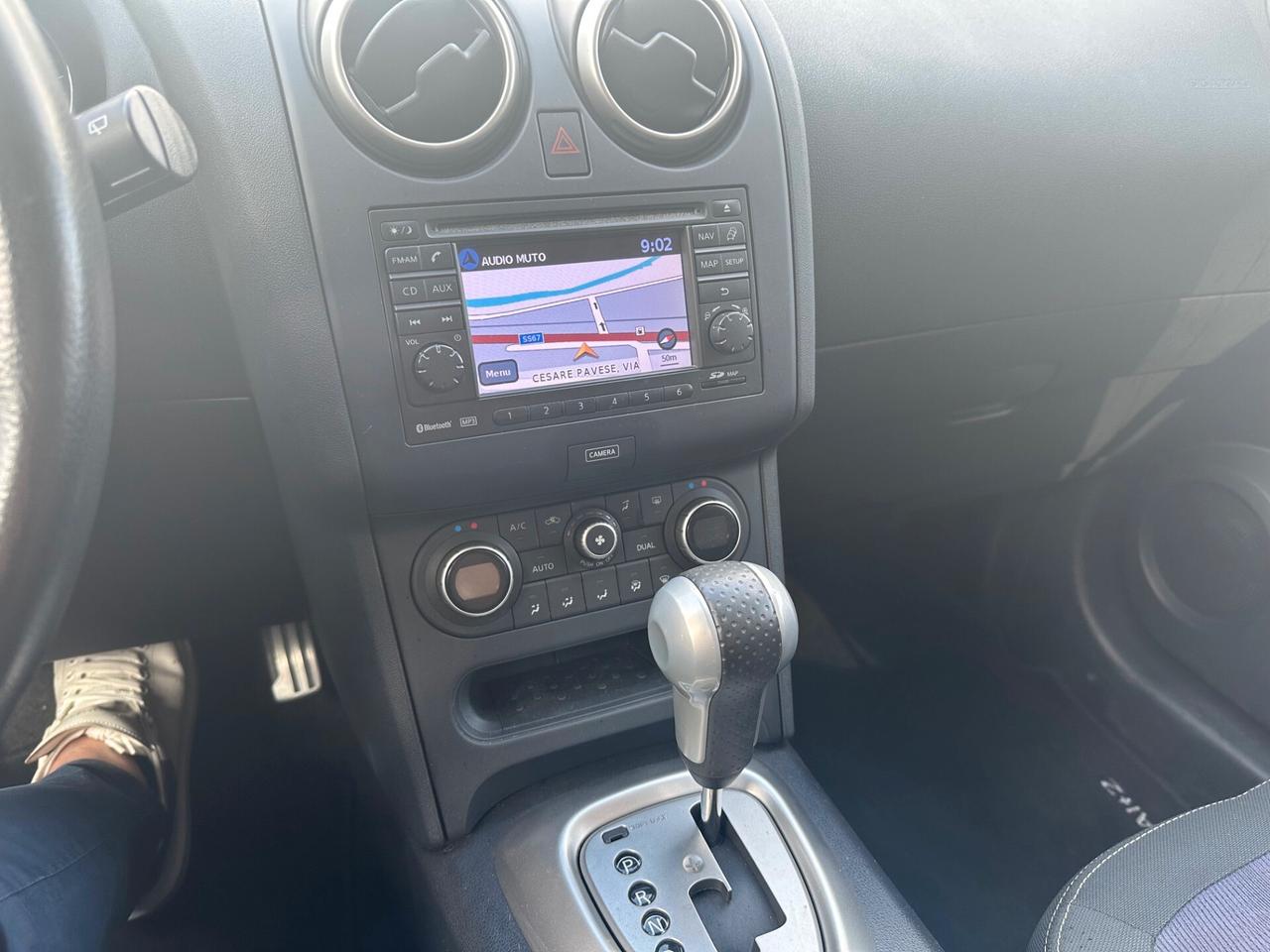 Nissan Qashqai Qashqai+2 2.0 dCi DPF 4WD aut. n-tec solo 80.000 km !!