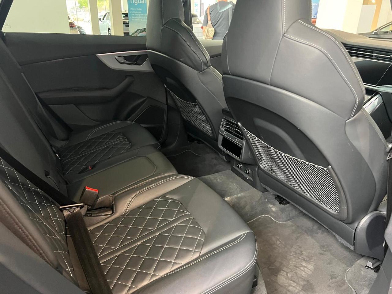 Audi Q8 SQ8 SUV TFSI quattro tiptronic 14000KM