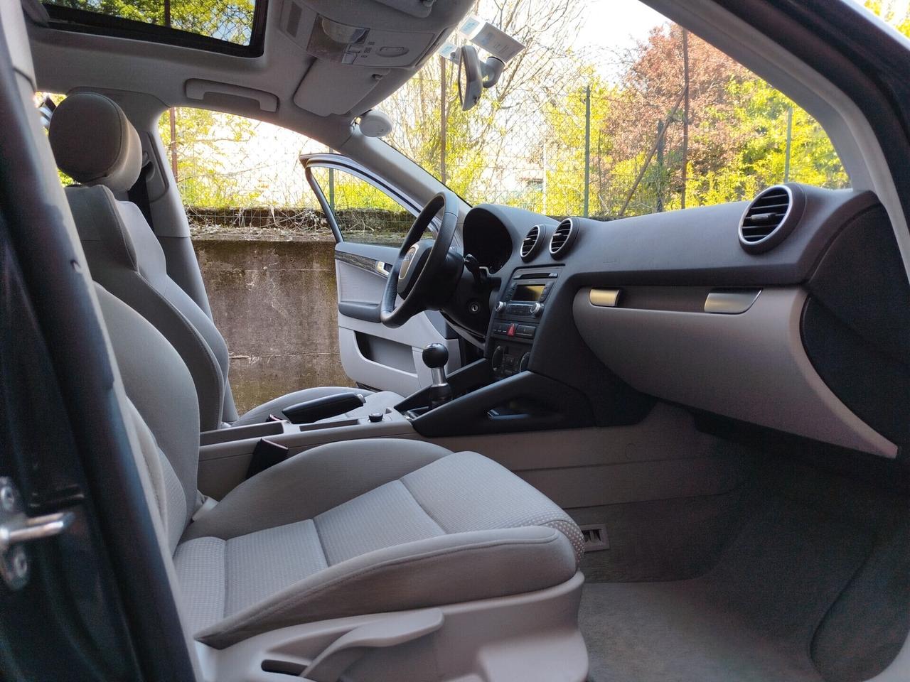 Audi A3 SPB 2.0 TDI 140cv / Tettuccio / Unipro