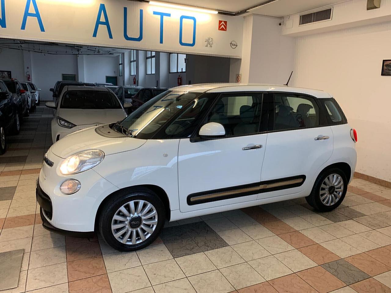 Fiat 500L 1.4 95 CV Lounge Adatta ai neopatentati
