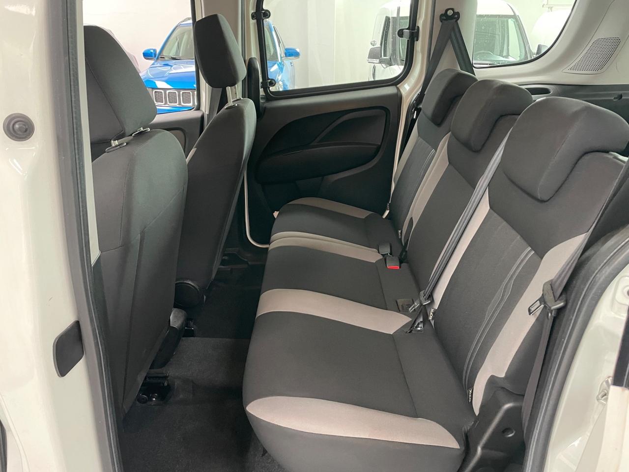 Fiat Doblo 1.6 MJT 16V 120CV Easy 5 Posti Vettura