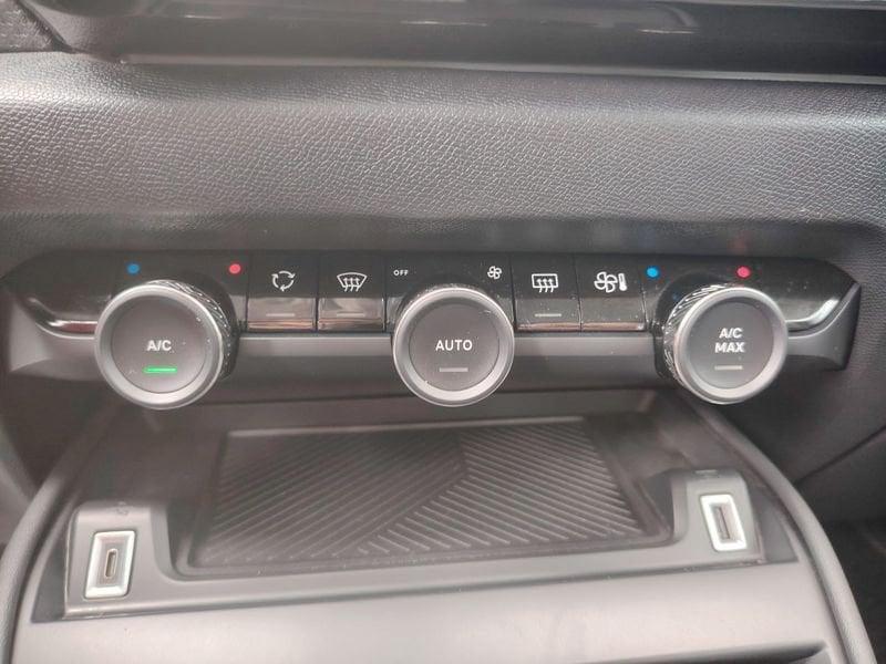 Citroën C4 BlueHDi 130 S&S EAT8 Feel Pack