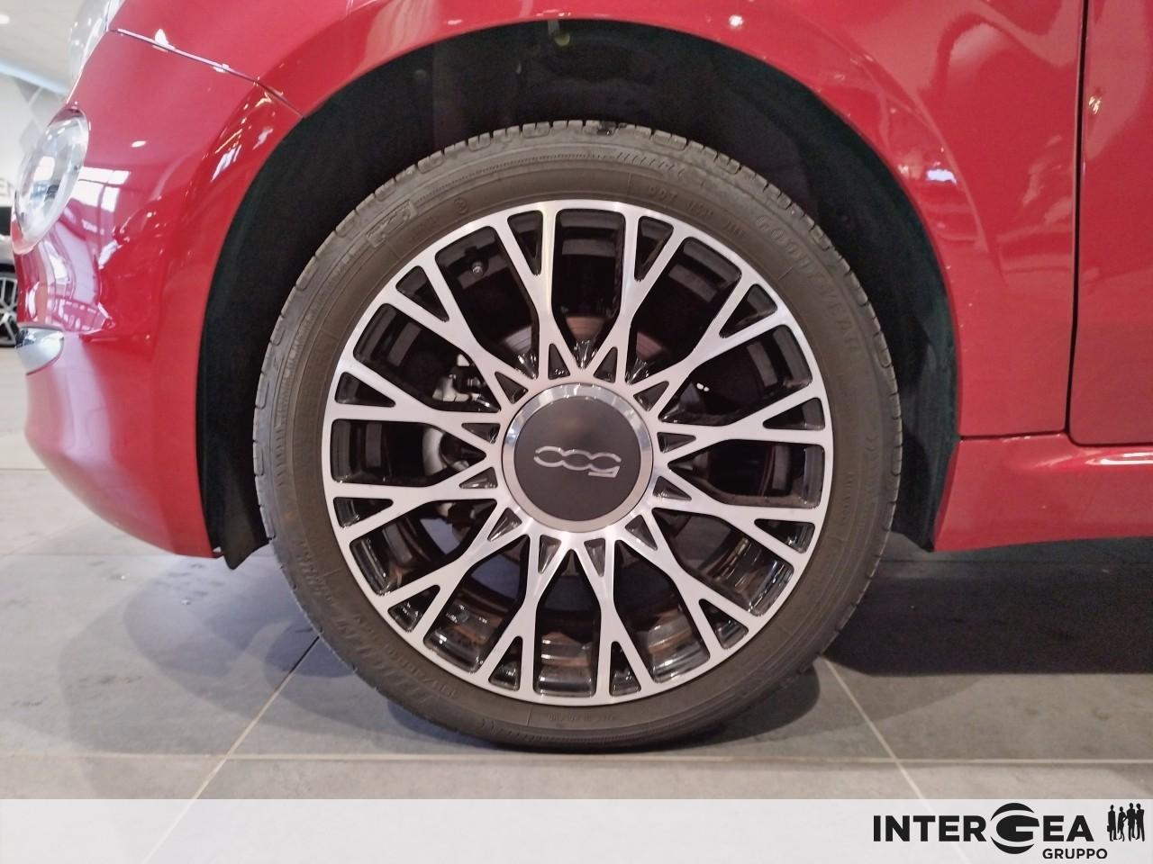 FIAT 500 1.0 hybrid Dolcevita 70cv - cerchio 16''