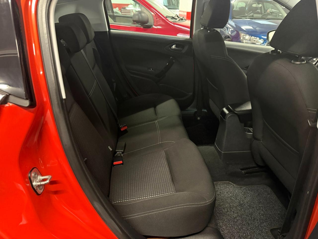 Peugeot 208 PureTech 82 5 porte Allure