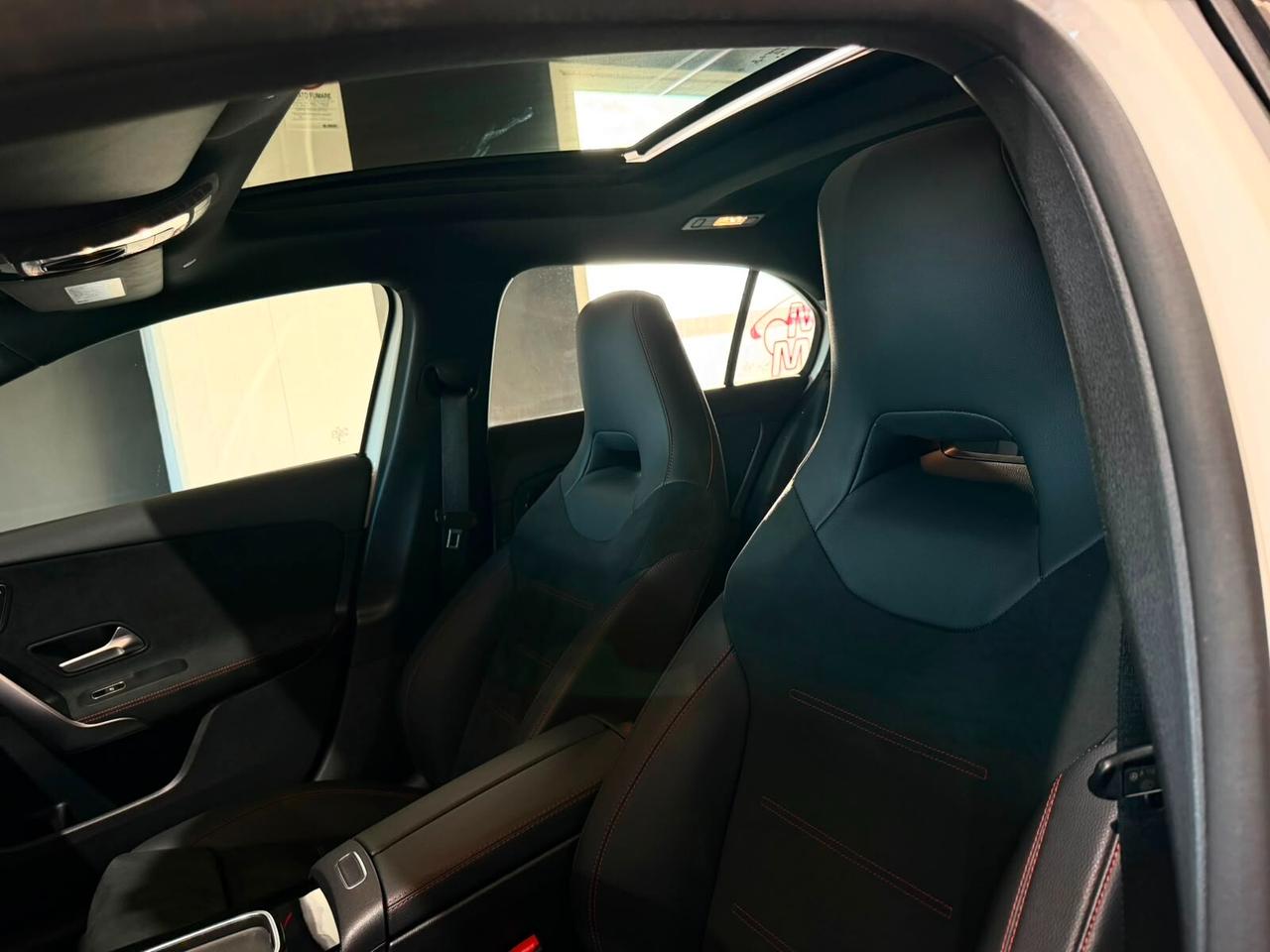 Mercedes-benz A 180 d Automatic Premium AMG Plus Night Edition