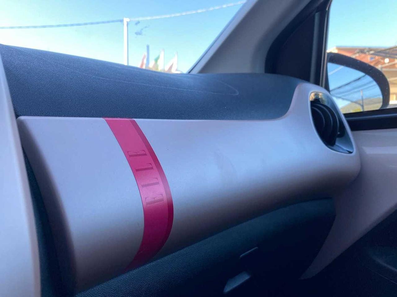 Citroen C1 VTi 72 ETG 5 porte Elle