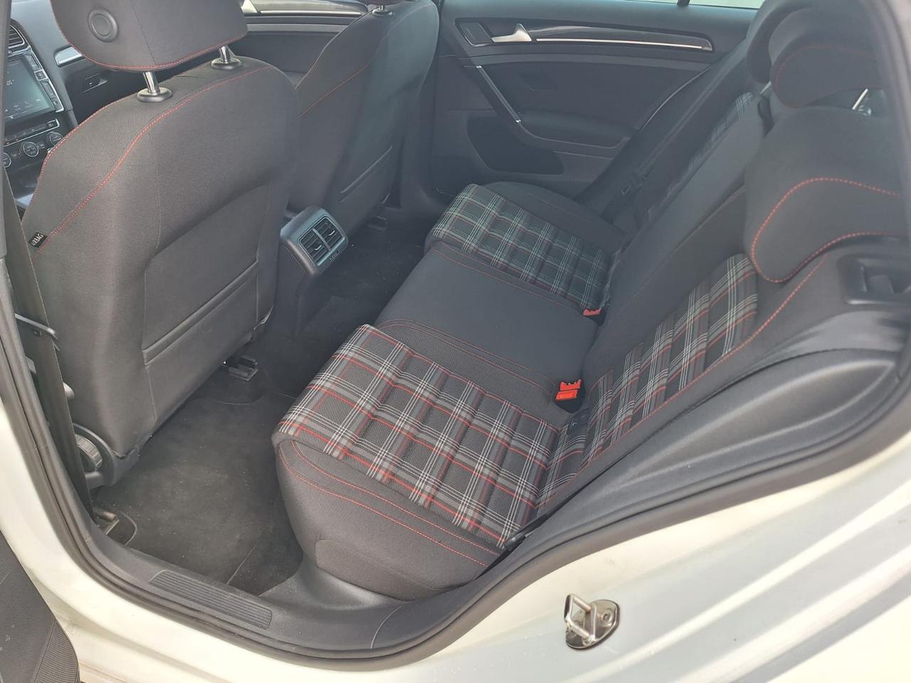 Volkswagen Golf GTI 2.0 TSI 5p. Automatico