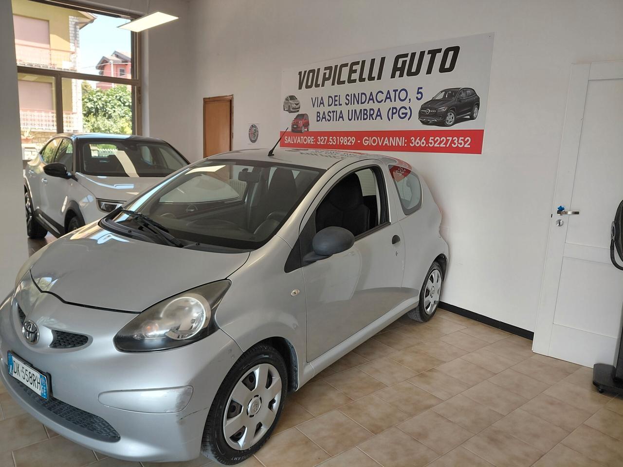 TOYOTA AYGO ANNO 2007 BZ 1.0 ADATTA NEOPATENTATI KM 57 MILA