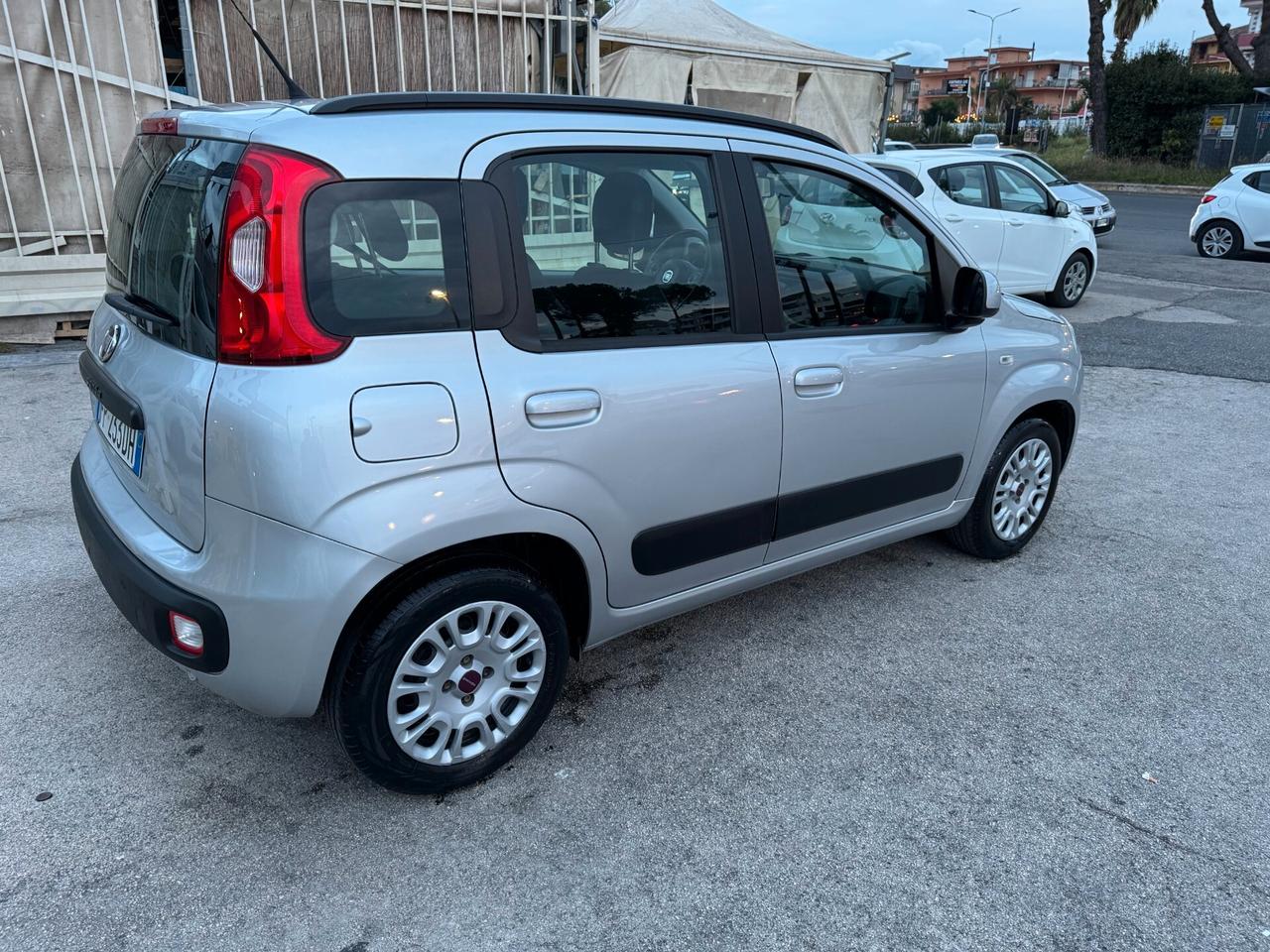 Fiat Panda 1.2 Lounge 2018 COMANDI AL VOLANTE