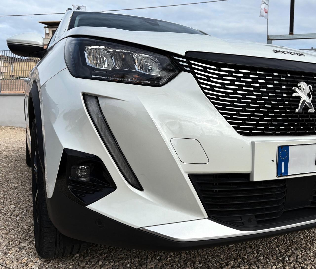 Peugeot 2008 BlueHDi 130 S&S EAT8 Allure