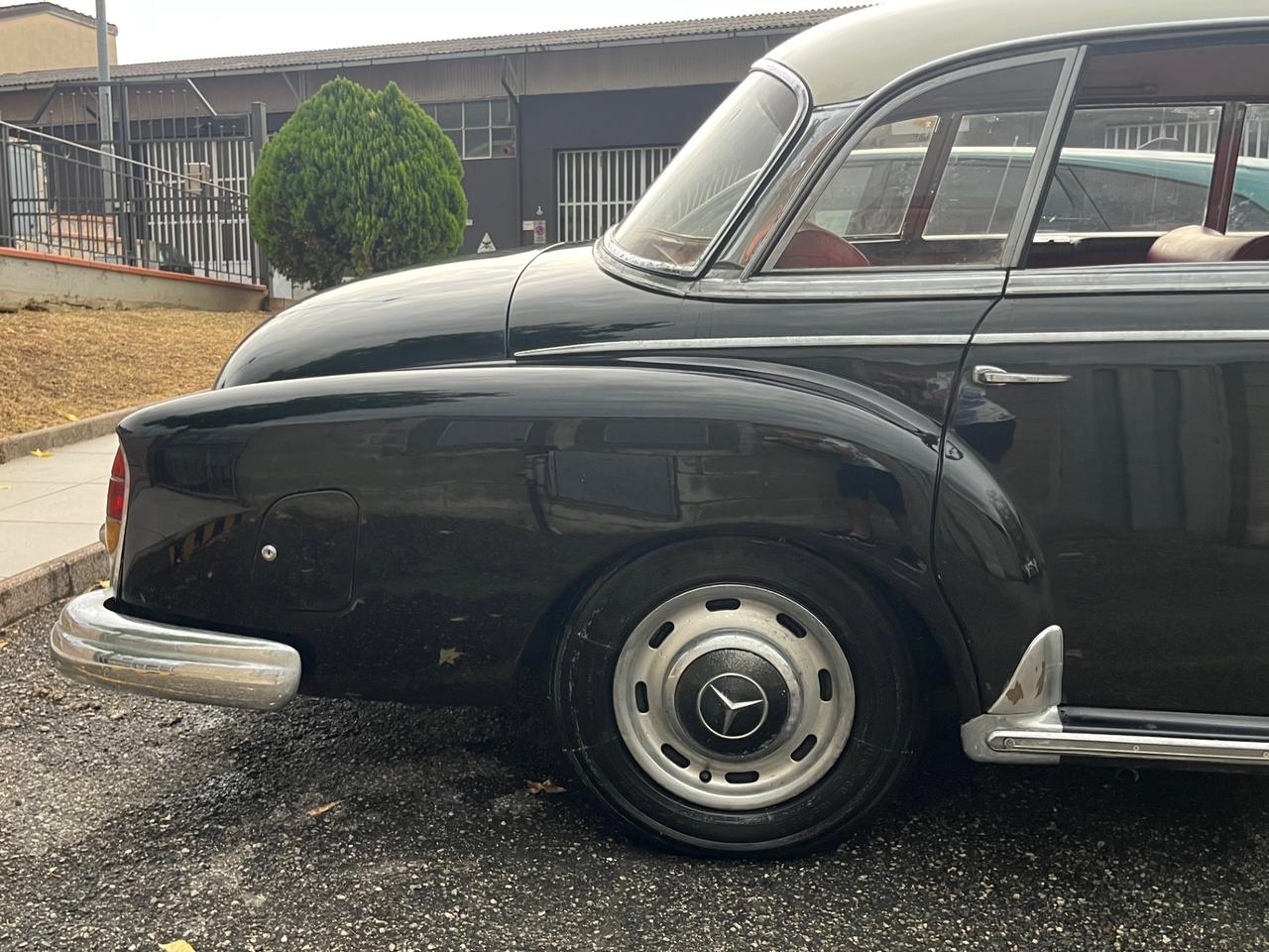 Mercedes type 300 Adenauer PERMUTE
