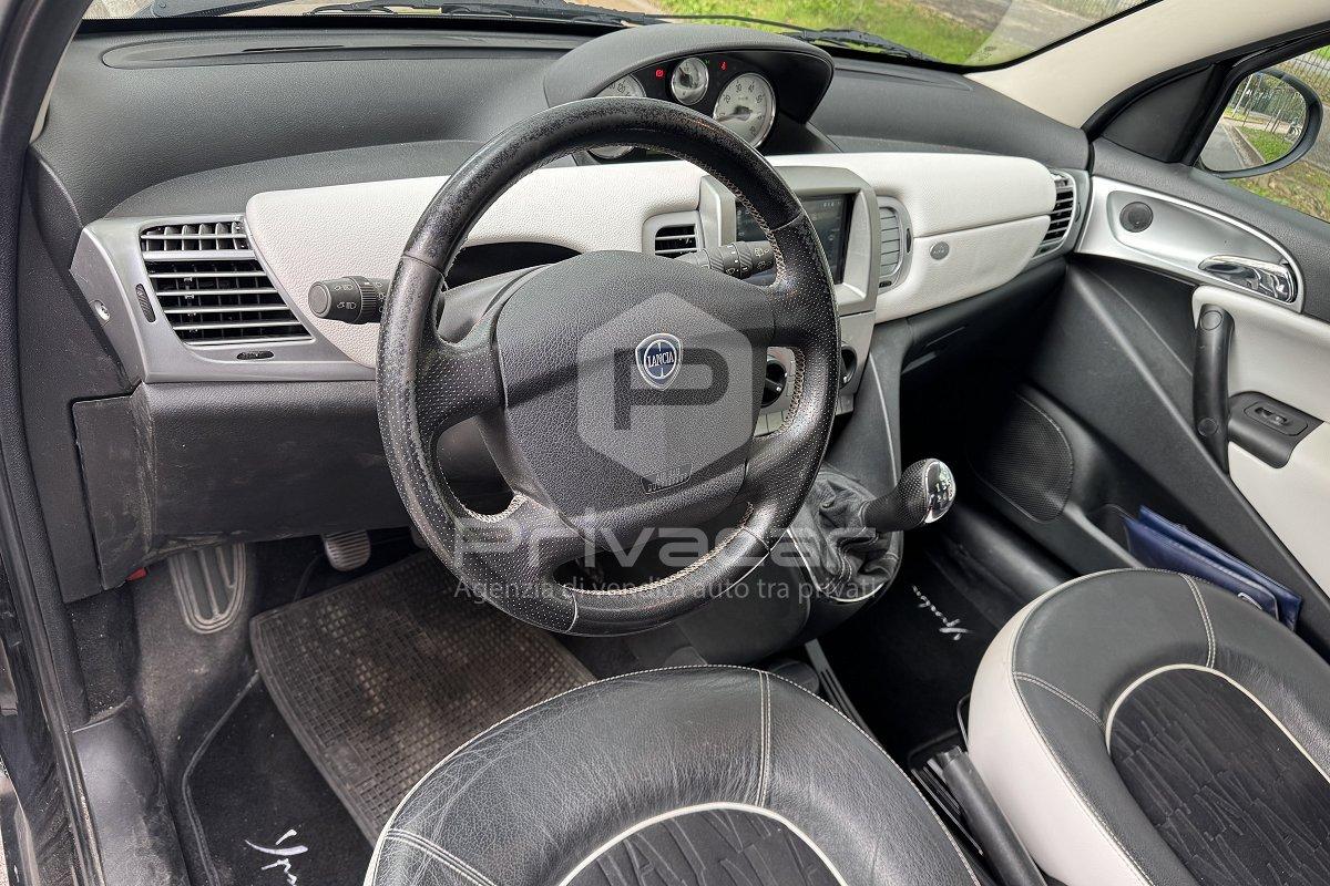 LANCIA Ypsilon 1.3 MJT 75 CV Elle