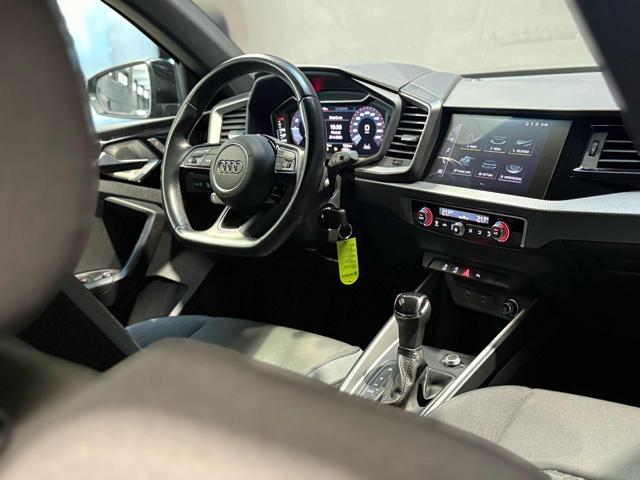 AUDI A1 SPB 35 TFSI S tronic Identity Black