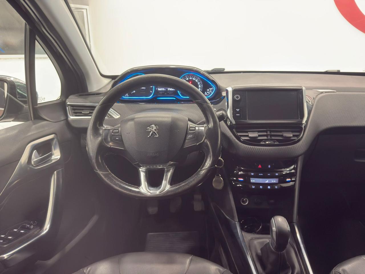 Peugeot 2008 1.2 VTi 82CV Allure
