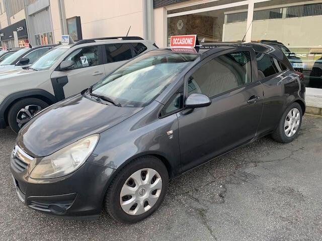 Opel Corsa 1.2 3 porte Club