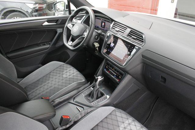 VOLKSWAGEN Tiguan 1.5 TSI 150CV DSG IQ.LIGHT R-Line Unicoprop.